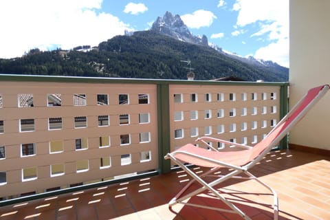 Casa Al Mesdì Condo in Pozza di Fassa