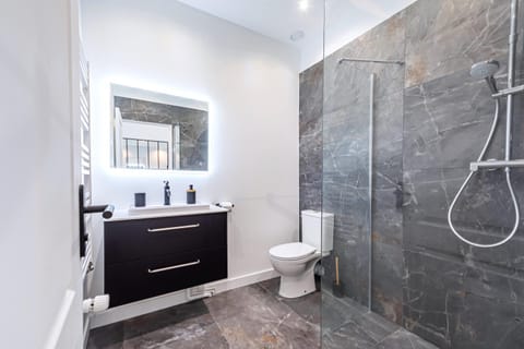 Shower, Toilet, Bathroom