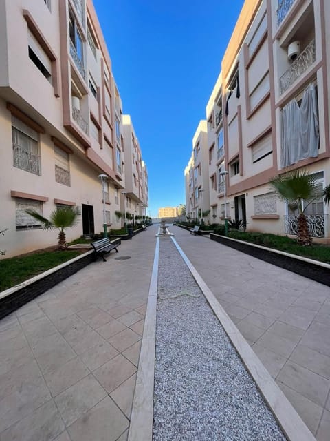 Appartement Centre Ville Résidence avec 2 Piscines Apartment in Marrakesh