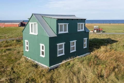 Property building, Day, Natural landscape, Sea view