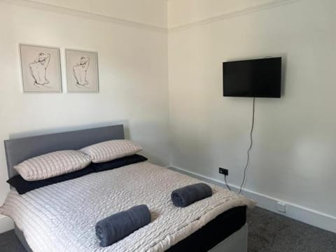 Hither Green Oasis Apartment in London Borough of Lewisham