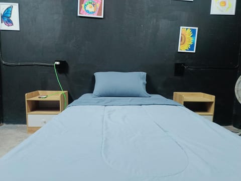 Bed, Photo of the whole room