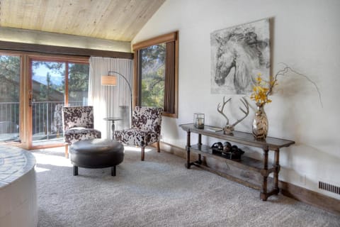 Tamarron PineCone - 802 / 801 House in La Plata County