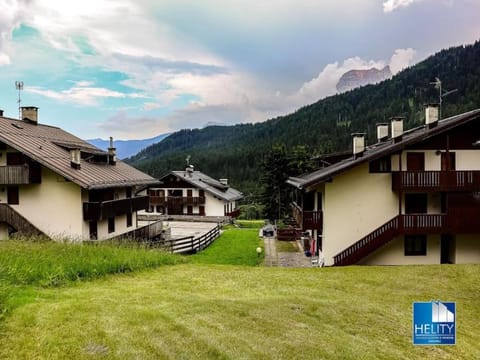 Dolomites Stunning View & Garden House in San Vito di Cadore