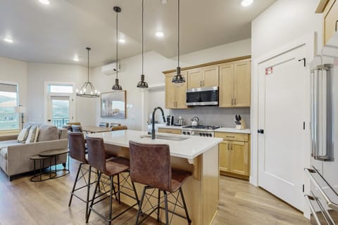 301AB - Black Rock Mountain Resort Apartment in Wasatch County