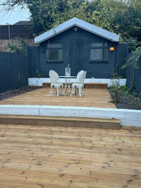 Large flat Private garden London Apartment in London Borough of Southwark