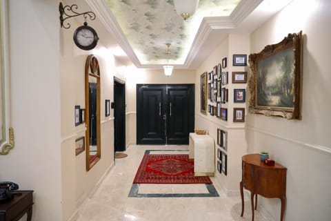 Facade/entrance, Lobby or reception