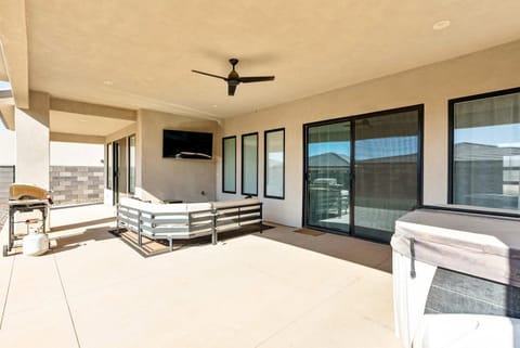 Private HotTub By Copper Rock Golf Course House in Hurricane