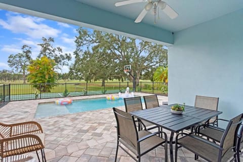 NEW-4B-2BA-Pool-Pickleball-Putting Green-BBall Maison in Bayshore Gardens