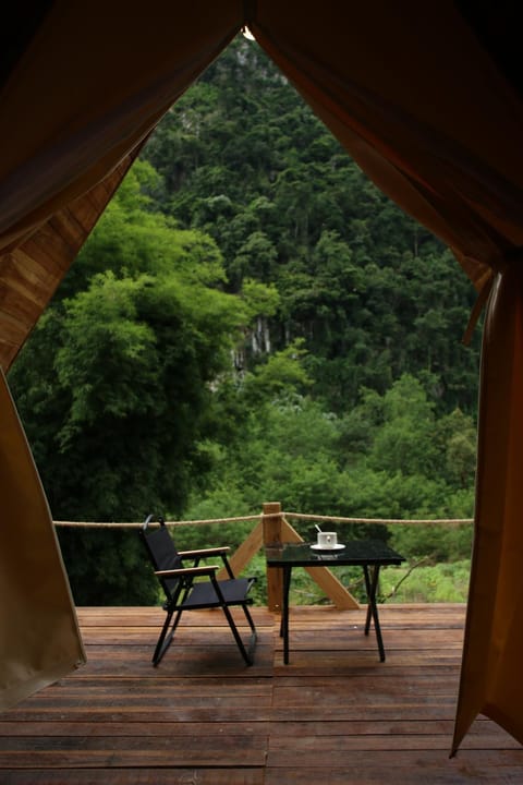 Day, Natural landscape, View (from property/room), Balcony/Terrace, Dining area