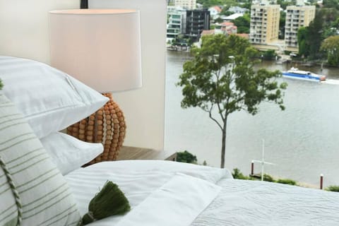 Luxury River view holiday home Apartment in Kangaroo Point