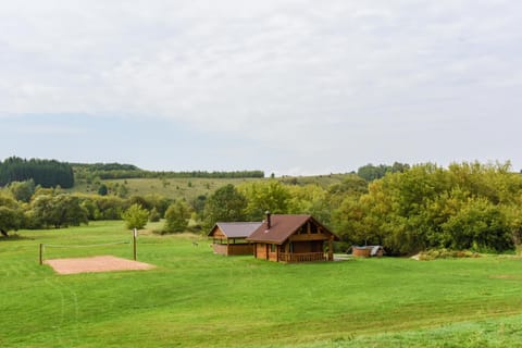 Sodyba ant upės kranto Villa in Lithuania