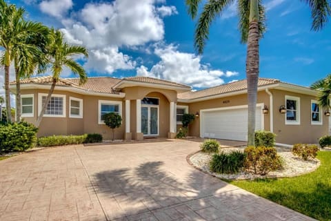 Villa Martinique by CoralVilla Villa in Cape Coral