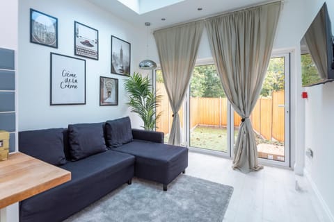 Aryas Apartments London - Croydon Apartment in Croydon