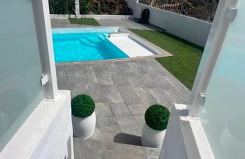 Garden, Swimming pool