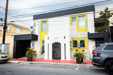 Property building, Street view, Location