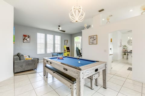 Pool, Game Room and Grill Modern Port St Lucie Home House in Port Saint Lucie