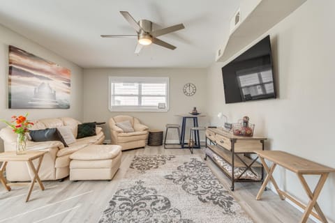 1 Mi to Dtwn Home with Furnished Patio in Pensacola House in Pensacola