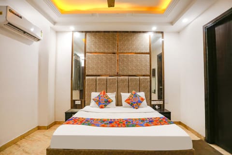 FabHotel Royal Mirage I Hotel in Delhi