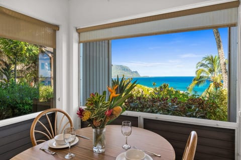 1 Br Ocean View Getaway at Pali Ke Kua 108 House in Princeville