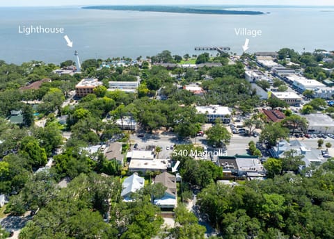 The B.E.A.C.H. House. - 540 Magnolia Ave House in Saint Simons Island