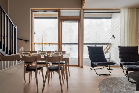 Living room, Dining area, Mountain view, Mountain view