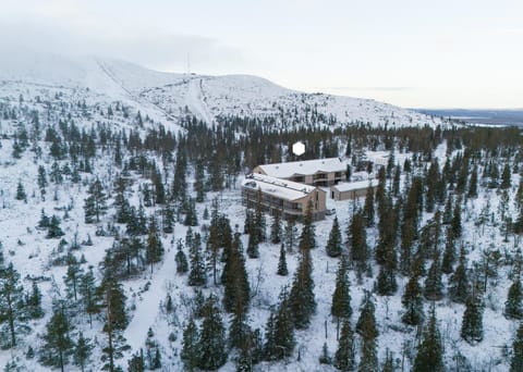 Facade/entrance, Day, Natural landscape, Mountain view