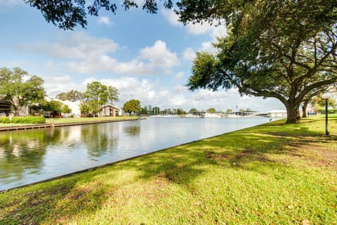 Condo on Lake Conroe with Direct Water Access Apartment in Lake Conroe