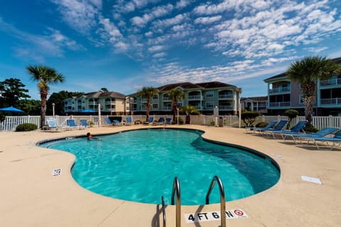 Magnolia North 102 Apartment in Carolina Forest