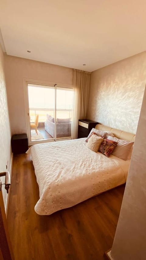 Appartement pied sur mer- resid férmé- pscine Apartment in Casablanca-Settat