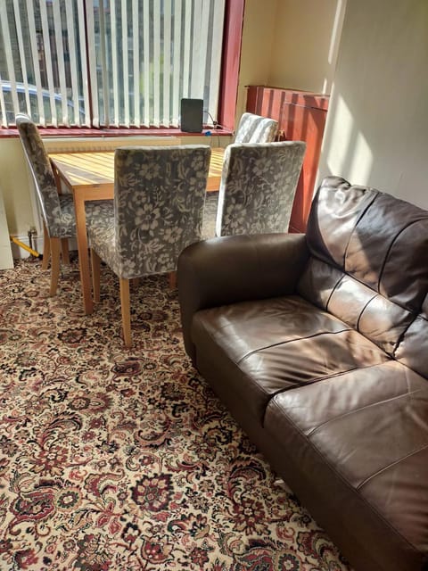 Female only room Bed and Breakfast in Bradford