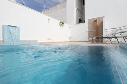Sitges Centre Mediterranean House- 5 Bedroom, 4 Bathroom, Terrace Courtyard, Private Rooptop Pool Casa in Sitges