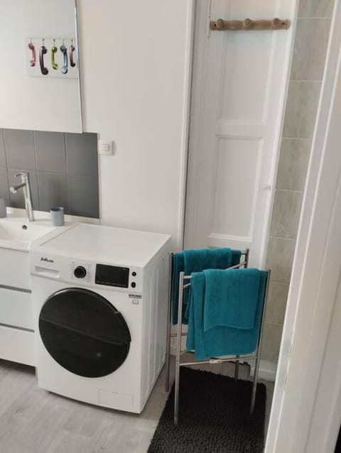 au fil de l'eau une surprise vous attend ici Apartment in Hauts-de-France