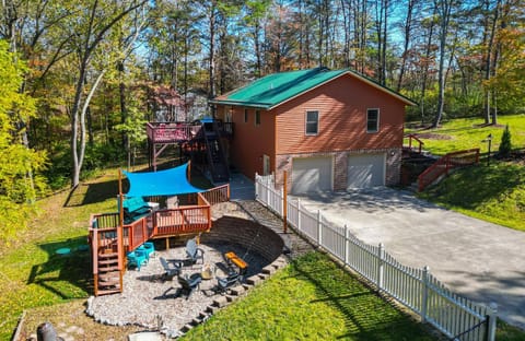 Bigfoot Lodge - Hot Tub - Game Rm - Hocking Hills Maison in Falls Township