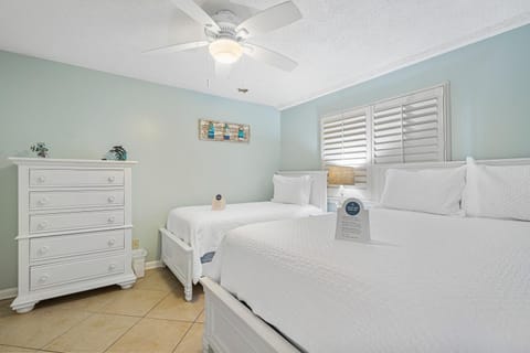 Wind Drift 103 by Vacation Homes Collection Apartment in Orange Beach