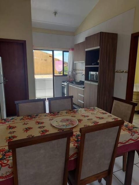 Apartamento no centro de Garopaba bem próximo a praia Apartment in Garopaba