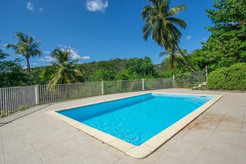 Appartement Naïa, avec piscine commune Apartment in Martinique