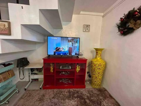 Conveniently 3 Bedroom Cozy Cozy Corner Townhouse Near Robinson Mall, Butuan Doctors Hospital and Airport Apartment in Caraga