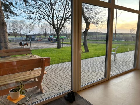 Natural landscape, View (from property/room), Balcony/Terrace, Dining area, Garden view