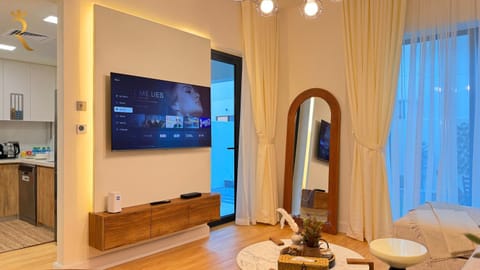 Communal lounge/ TV room, TV and multimedia, Evening entertainment