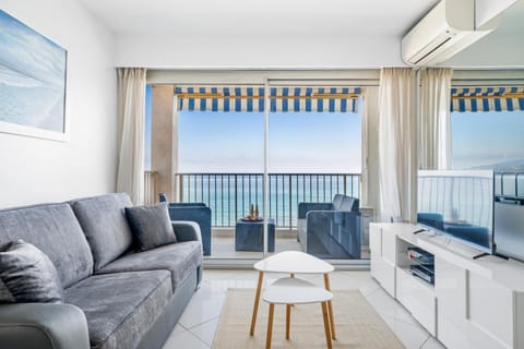 Rives d'or, Superbe 2p traversant, vue imprenable sur la mer Apartment in Roquebrune-Cap-Martin