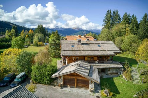 Chalet Altitude Chalet in Megève