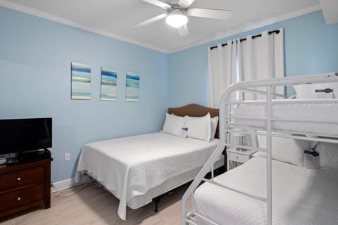 Sanibel 1805 by Vacation Homes Collection Apartment in West Beach