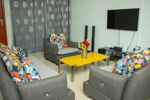 Communal lounge/ TV room, TV and multimedia, Living room, Seating area