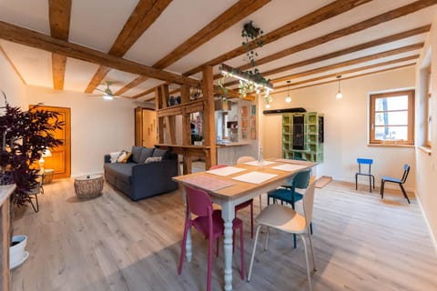 Living room, Dining area