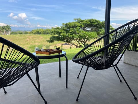 View (from property/room), Balcony/Terrace, Garden view