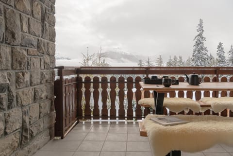 Patio, Day, Natural landscape, View (from property/room), Mountain view