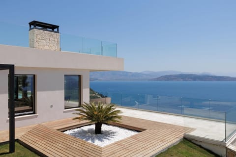 Property building, View (from property/room), Balcony/Terrace, Sea view