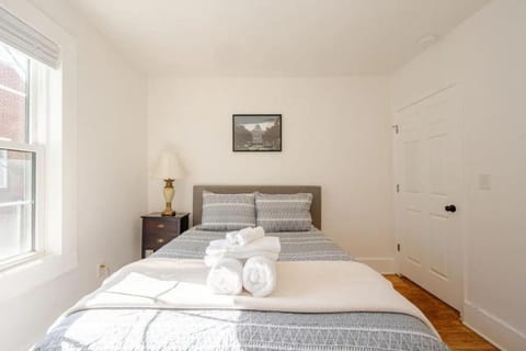 Downtown Greenway Getaway Pet Friendly House in Raleigh