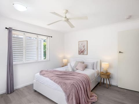 Cozy Home Prime Spot and Near Shops House in Indooroopilly